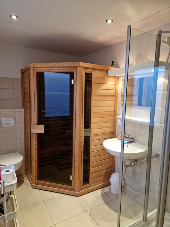 Haus Sandra Glowe Exteriör bild